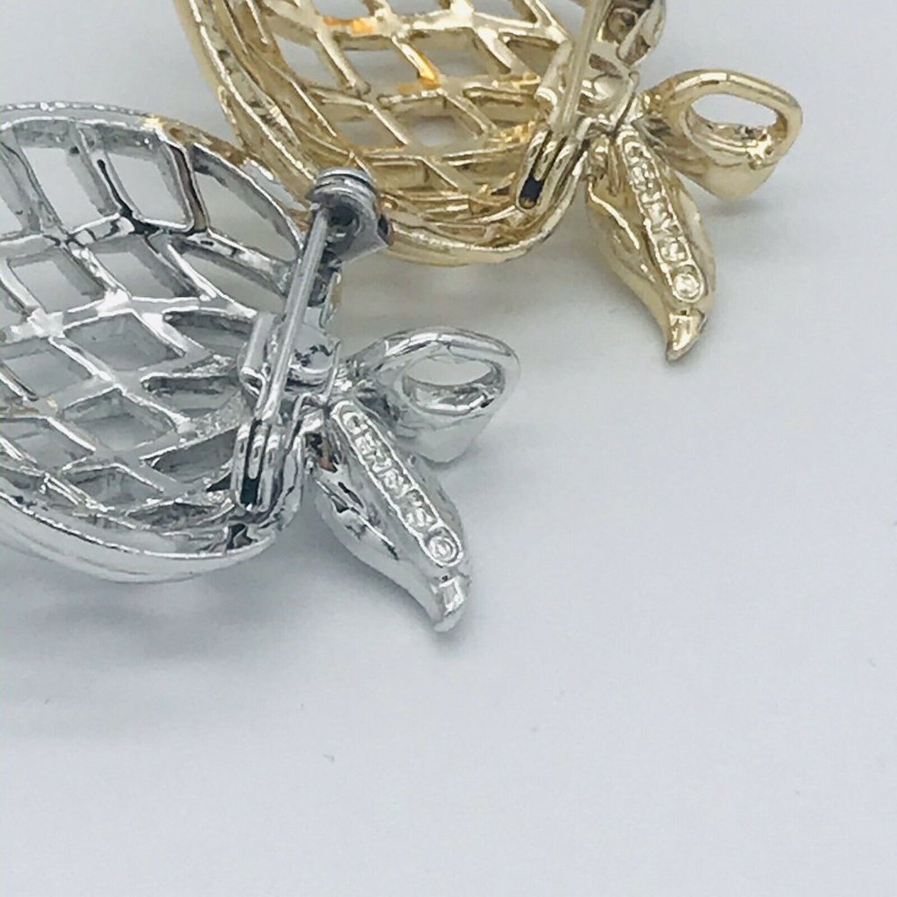 Gerry's Vintage Lattice Textured Apple Brooch Pens - Picture 5 of 9
